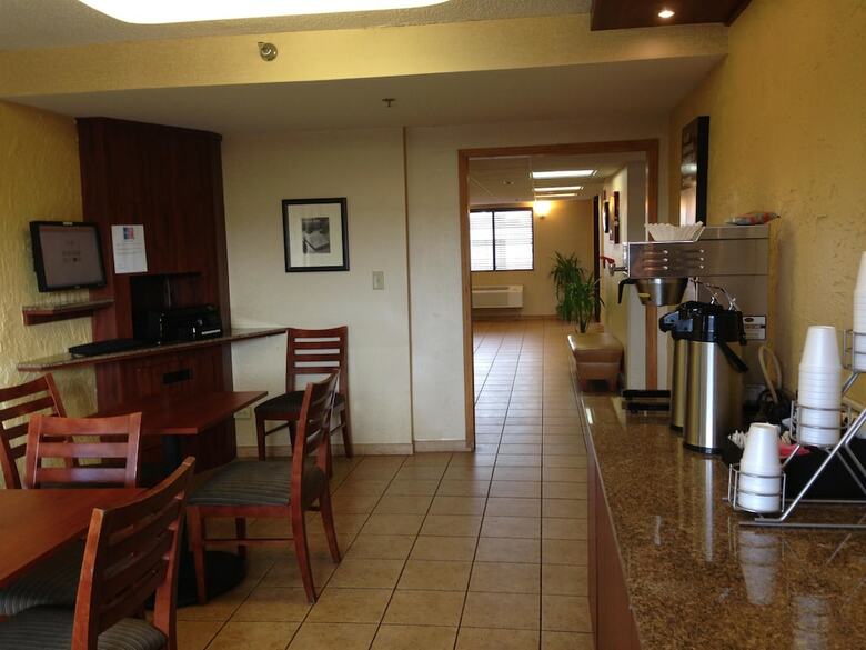 Hotel Motel 6 Elk Grove Village