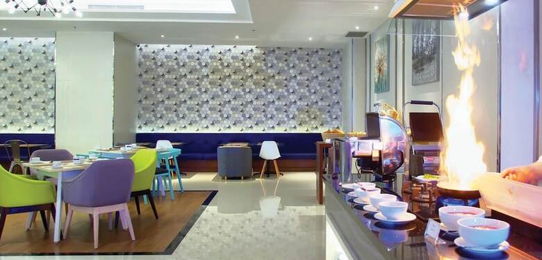 Hotel Golden Tulip Essential Makassar