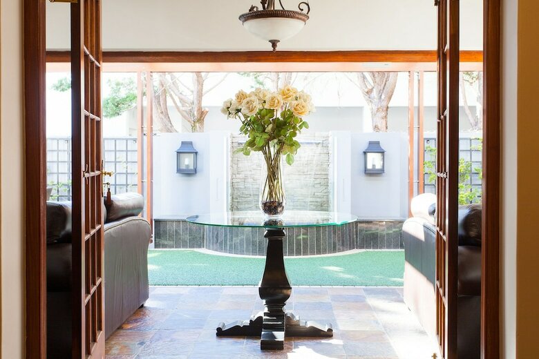 Hotel 5 Seasons Guest House