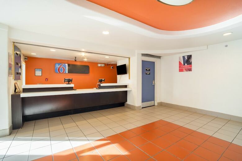 Hotel Motel 6 Augusta