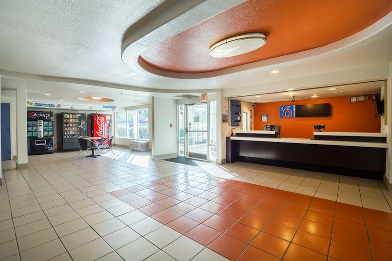 Hotel Motel 6 Augusta