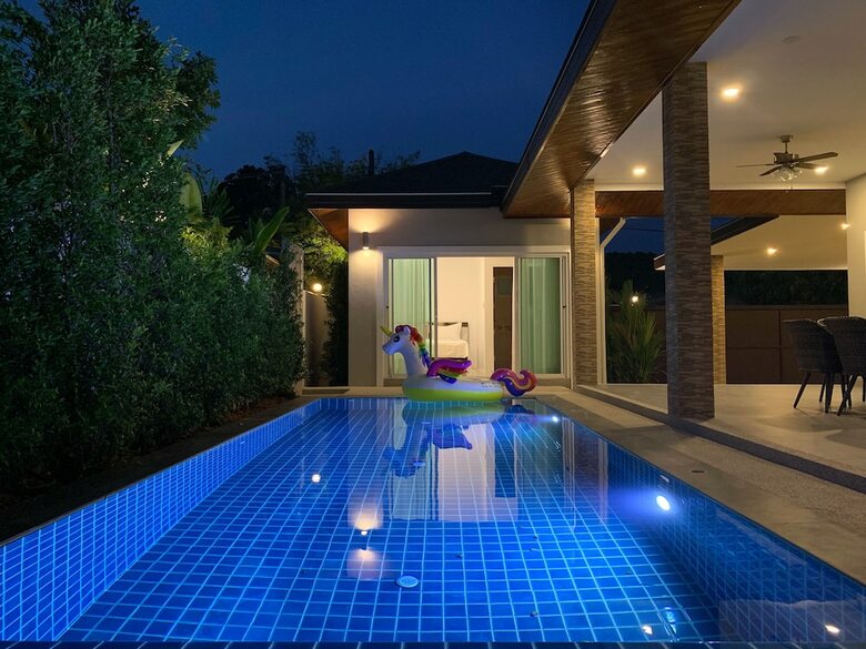 Private New Pool Villa Near Laguna