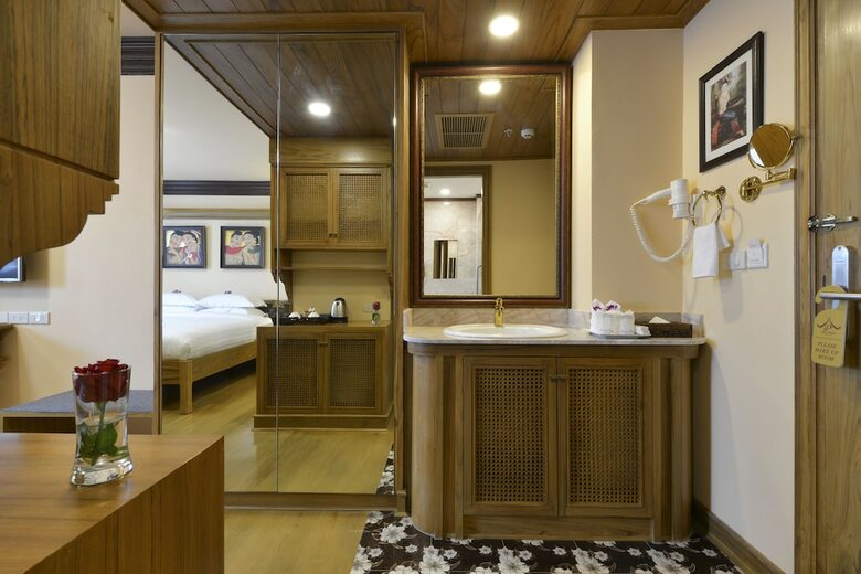 Peak Nimman Prestige Hotel