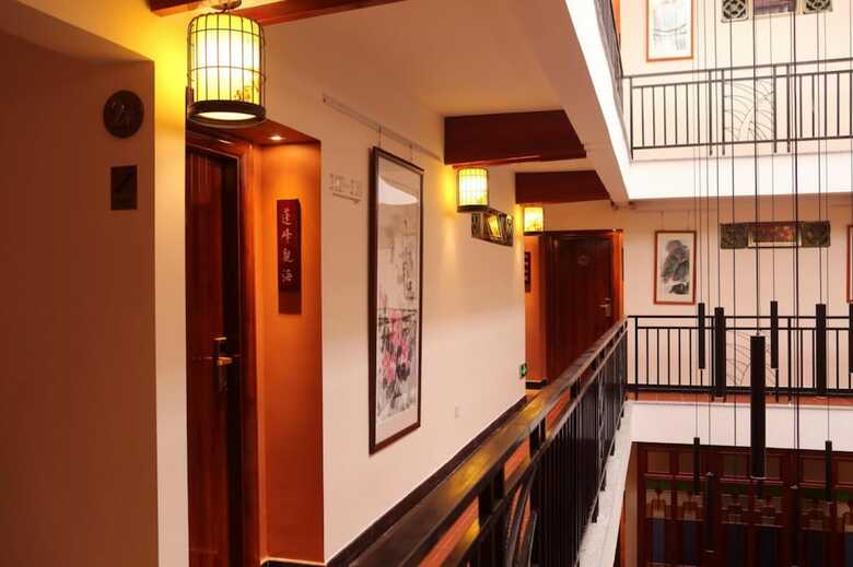 Hotel James Joyce Coffeetel Changshoulu Branch