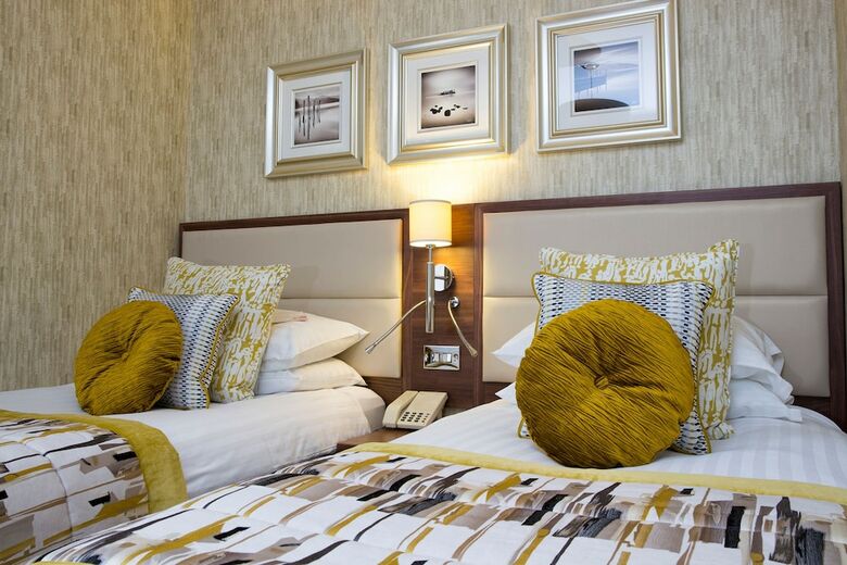 Lodore Falls Hotel & Spa