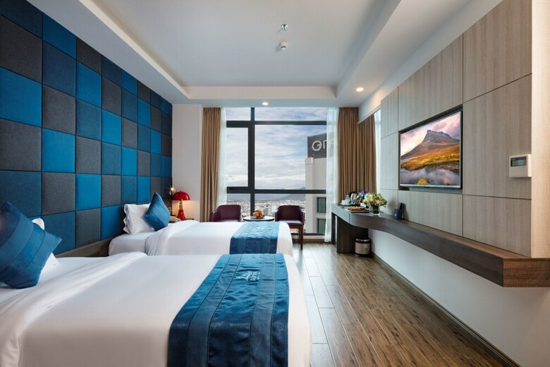 Hotel Aaron