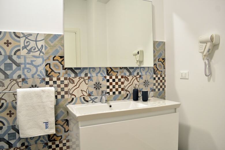 Hotel Trani Rent Rooms