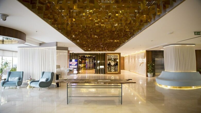 Malpas Hotel & Casino