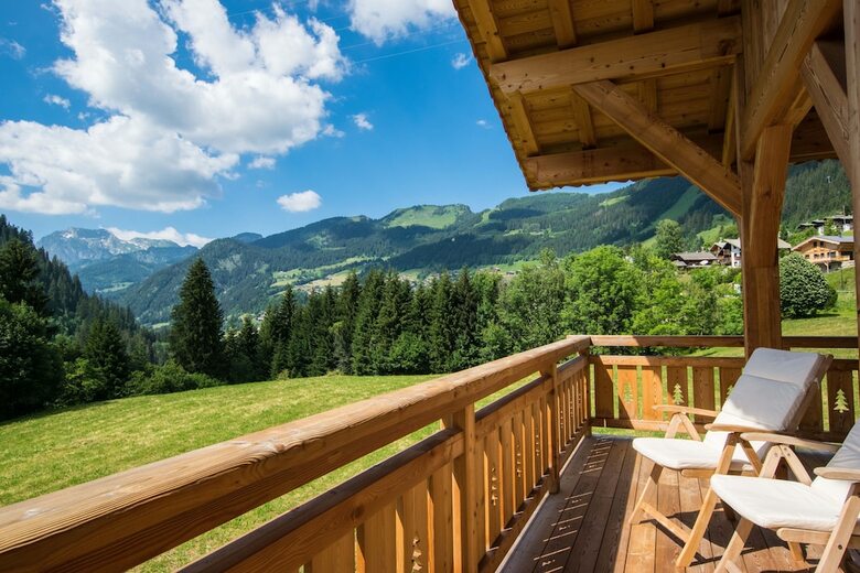 Bed & Breakfast Chalet Carnauba - Alpine Descents