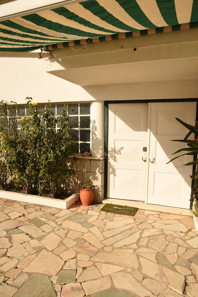 Apartamentos Two Bedroom Self Contained House