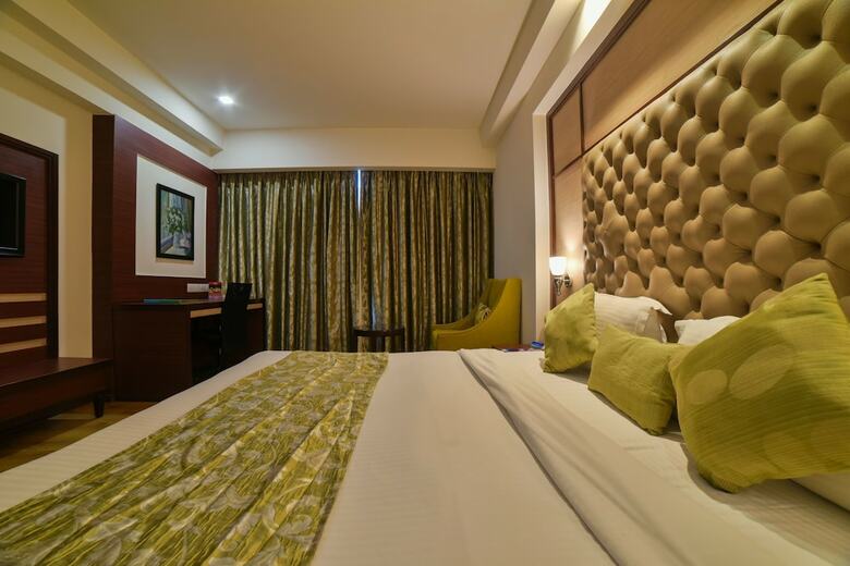 Hotel Mint Oodles