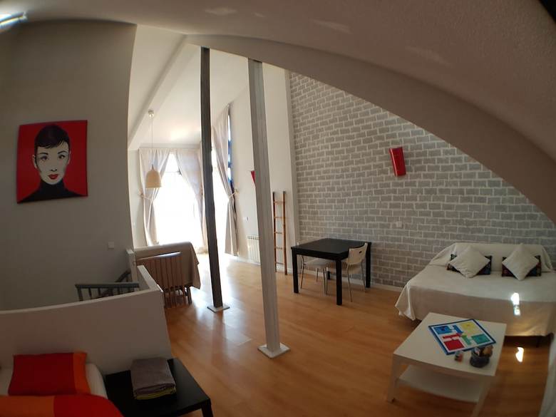 Apartamentos Tur�sticos La Golondrina