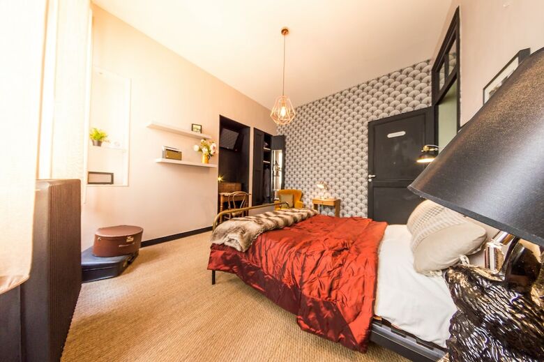 Hotel Le R�tro Mirabeau - Maison de Famille