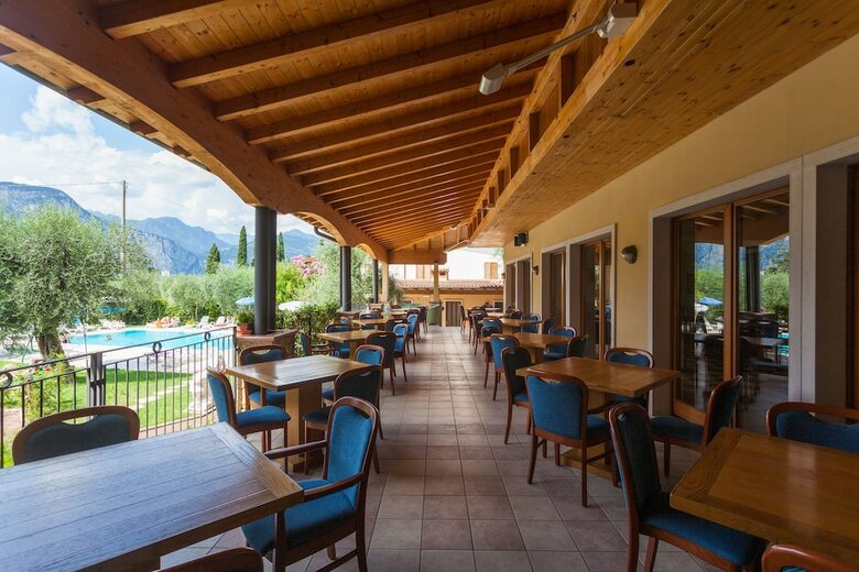 Villa Isabella Hotel & Residence