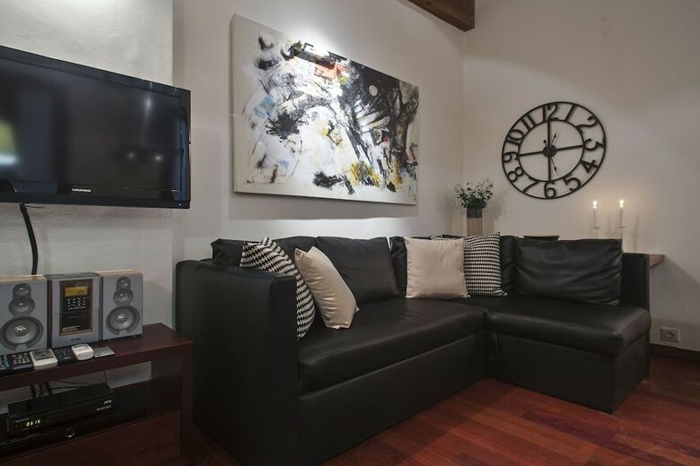Habitat Apartments Ferran