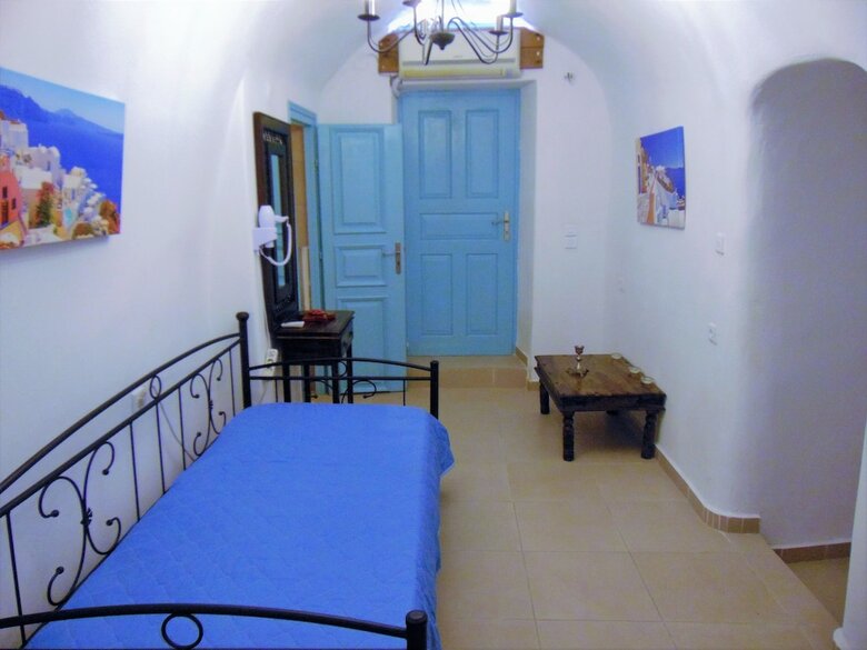 Hotel Angels Traditional Houses