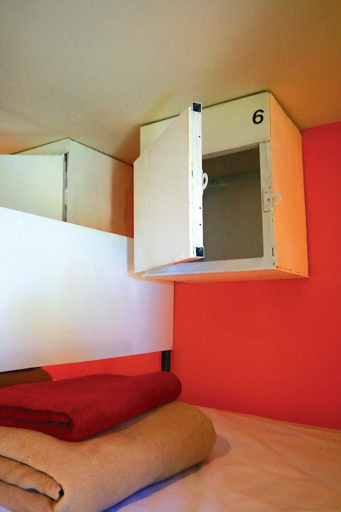 Hostal At Aonang Hostel - Adults Only
