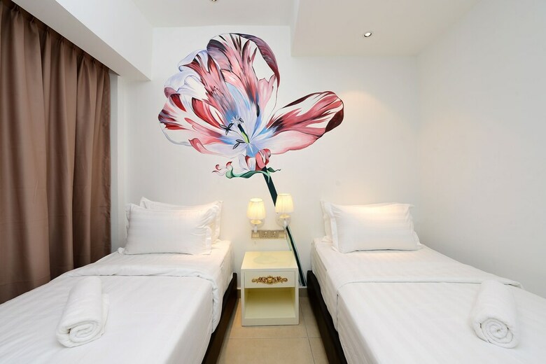 Hotel de Art Usj 21