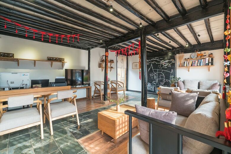Dengfeng Qingjing Courtyard Hotel