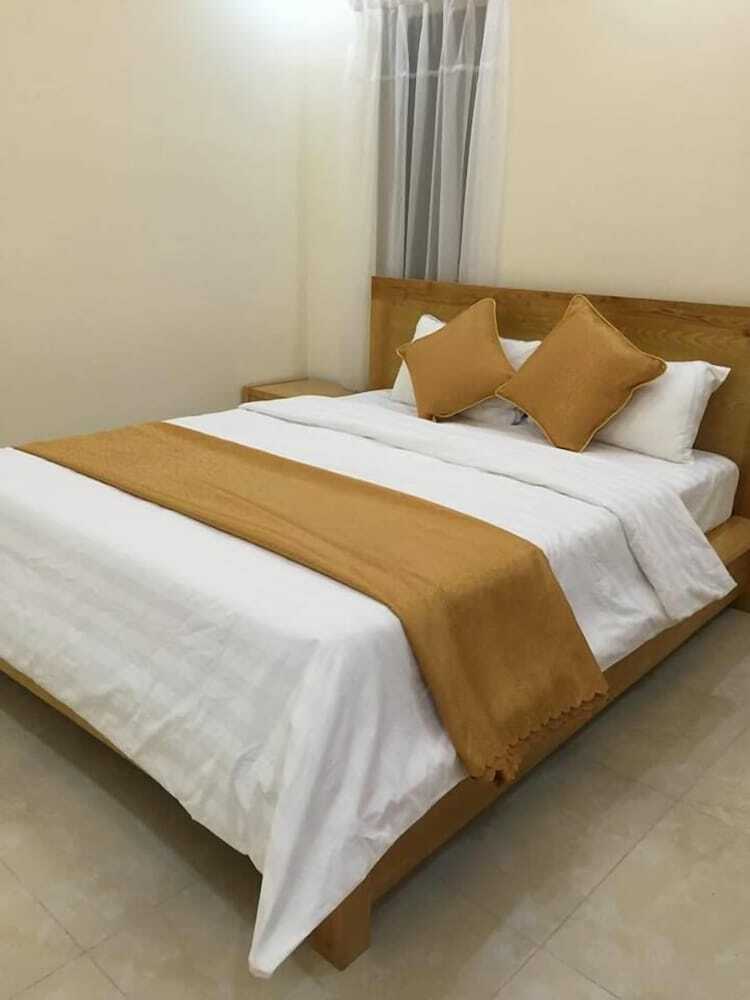 Lavender Hotel