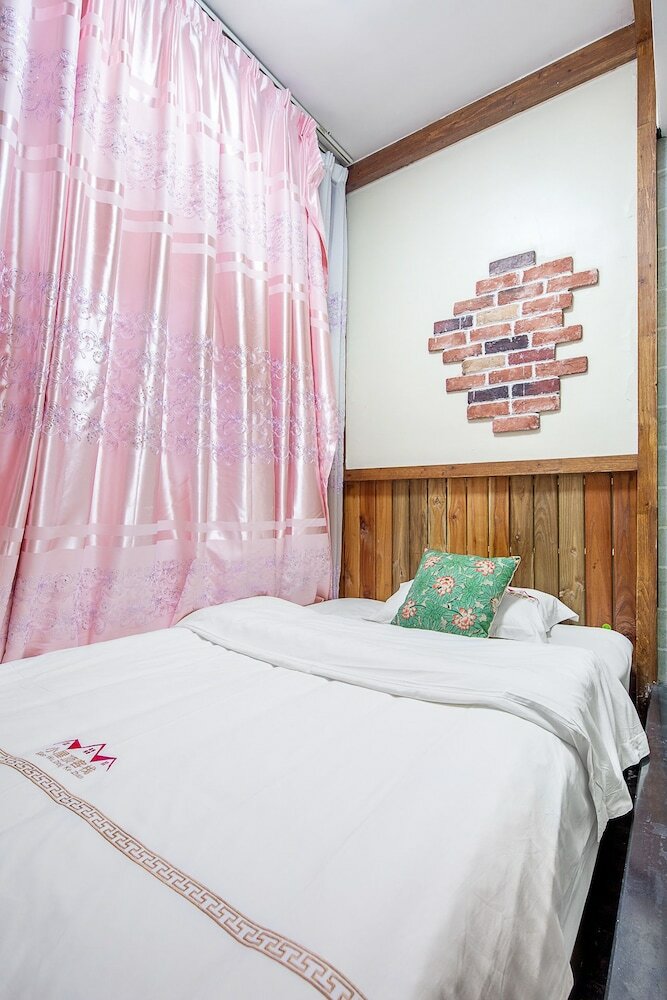 Apartamentos Lovely Roof Inn