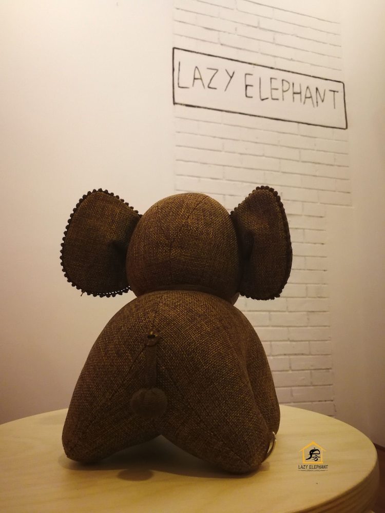 Hotel Lazy Elephant Guesthouse