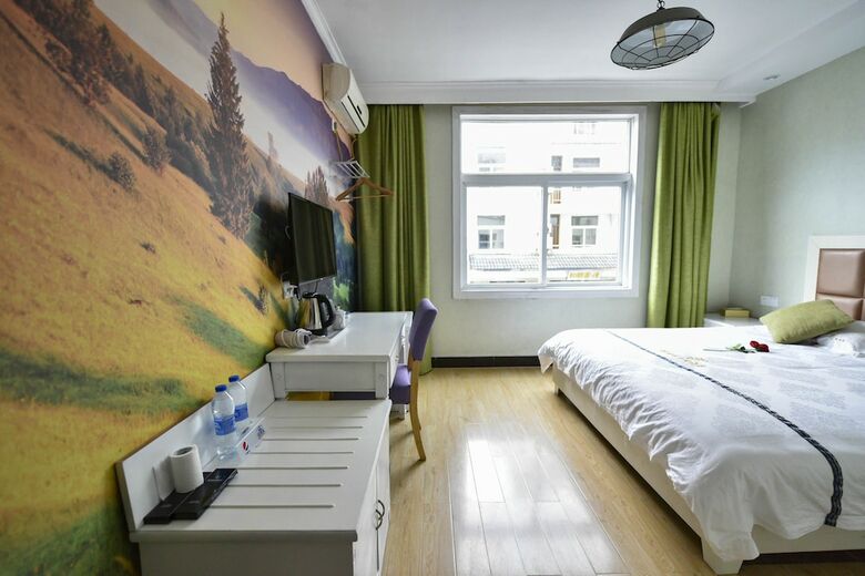 Huangshan Best Youth Theme Hotel
