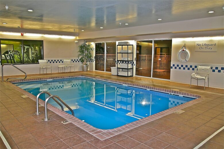 Hotel Fairfield Inn By Marriott Hays