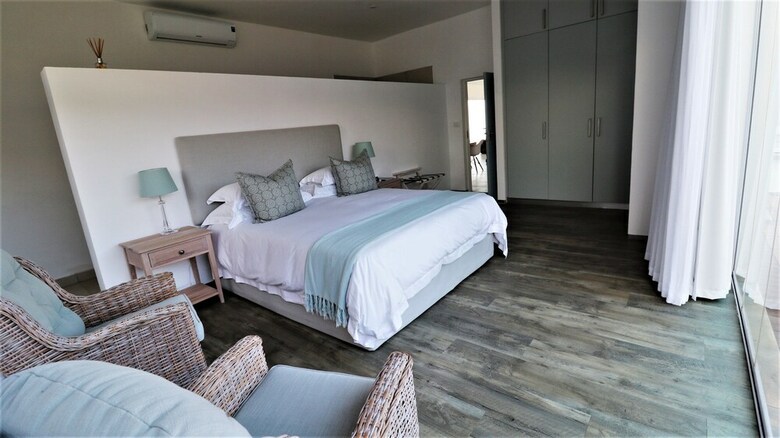 Hotel Oceans Wilderness