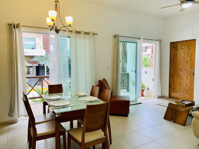 Apartamentos Las Olas Downtown Condos By Playa Paradise