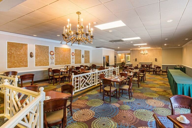Clarion Hotel Williamsburg I-64