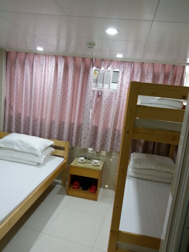 Hotel Le Cong Fraternal Association