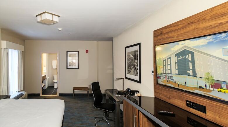 The Penn Stroud Hotel, Ascend Hotel Collection