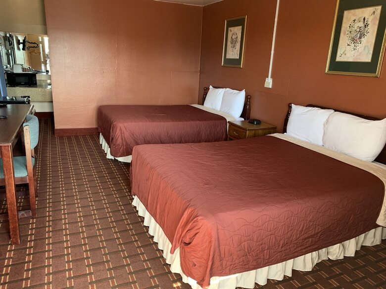 Uptown Greenville Hotel