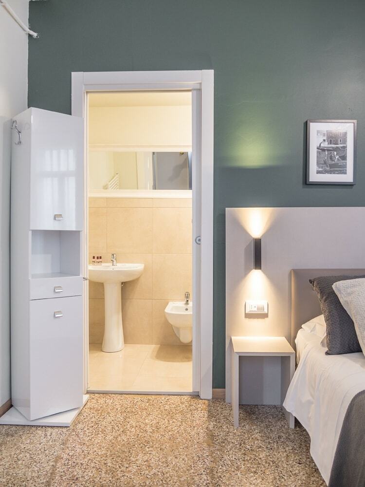 Grand Canal Suites