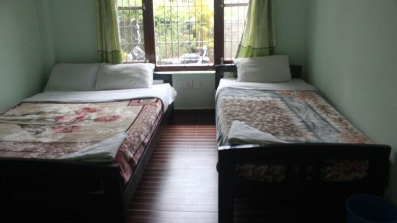 Hotel Harry Guest House & Restaurant