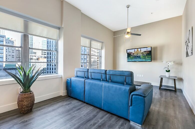 Aparthotel Luxury Condos In California Building By Hosteeva
