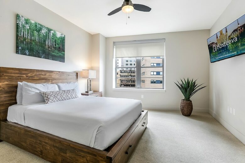 Aparthotel Luxury Condos In California Building By Hosteeva