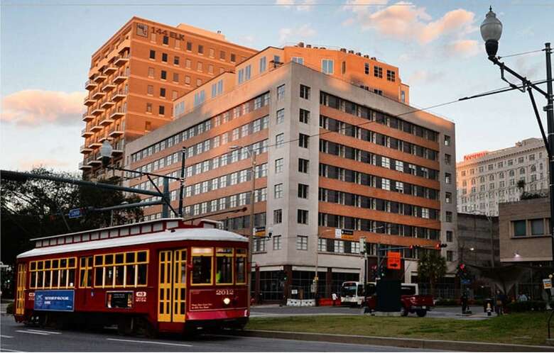 Aparthotel Luxury Condos In California Building By Hosteeva