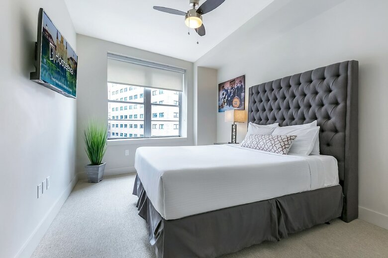 Aparthotel Luxury Condos In California Building By Hosteeva