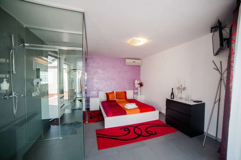 Hotel La Villa Hill Resort