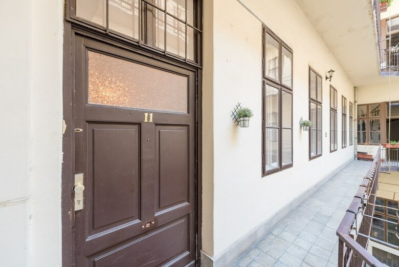 Oasis Apartments - Liberty Square