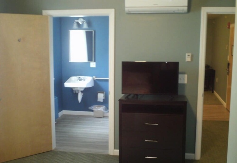 Hotel Pine Tree Inn