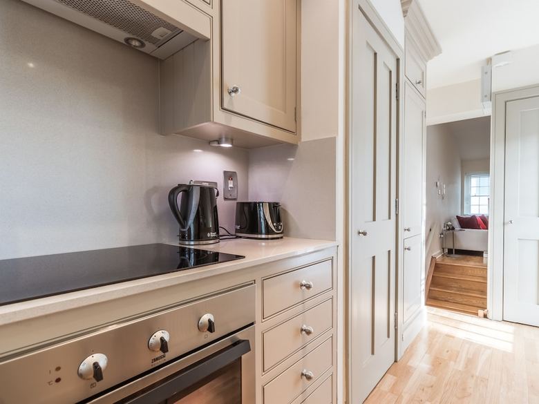 Apartamentos The Eamon Develara Suite - Hiphipstay