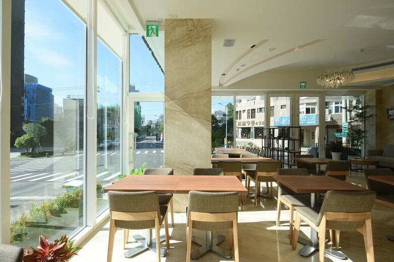 Hostal Hsing Fu Hotel