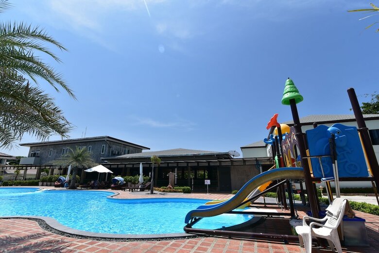 Hotel Varin Beach Resort