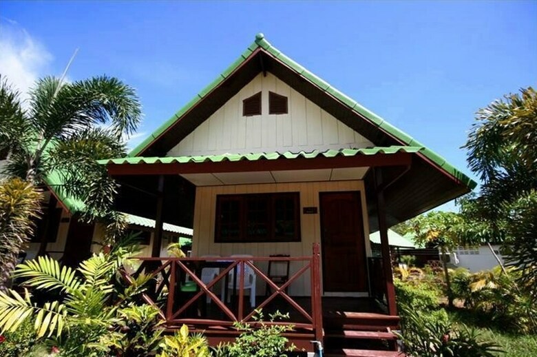 Hotel Varin Beach Resort