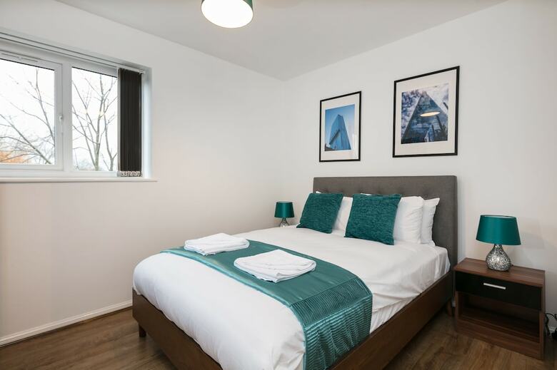 Bluestone Apartments - Riverside