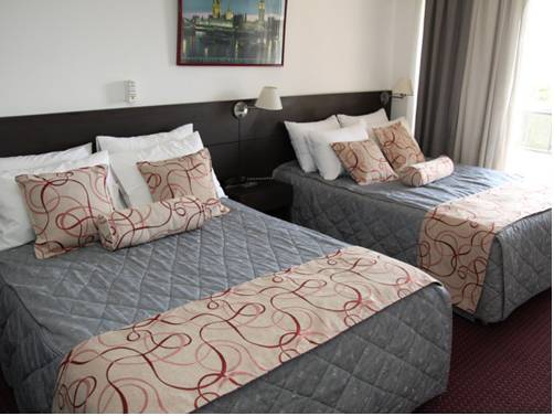 Hotel Golf Tower Suites And Apartments