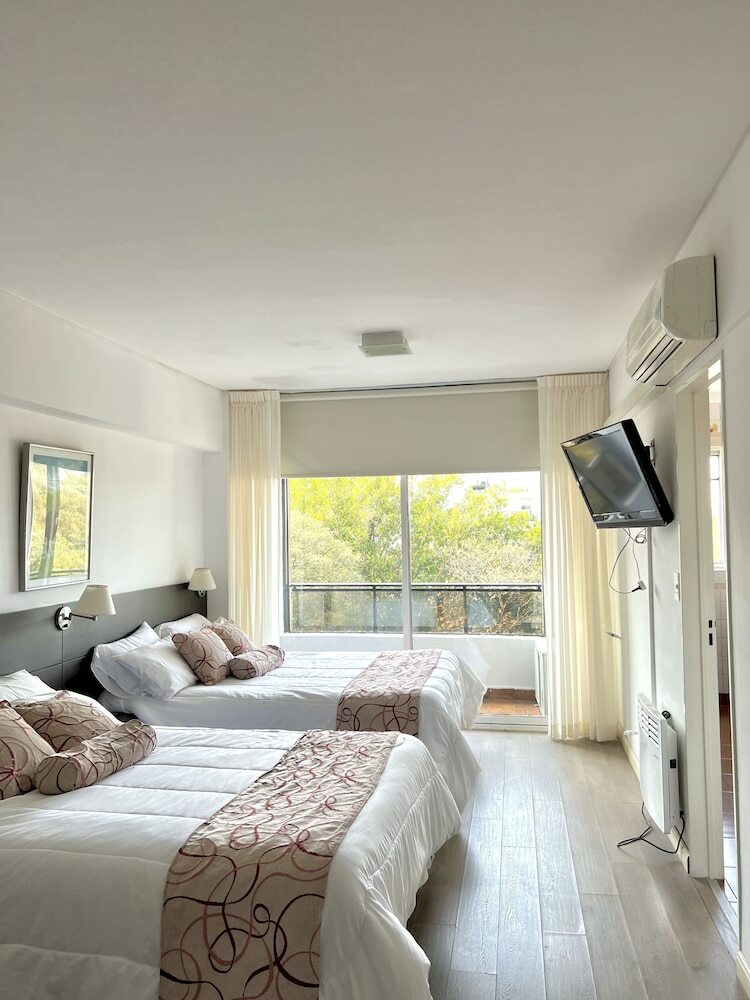 Hotel Golf Tower Suites And Apartments